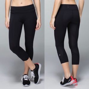 Lululemon Run Inspire Crop II